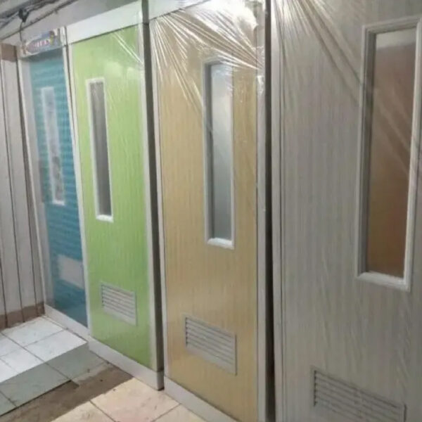 Pintu Kamar Mandi